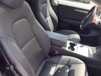 Usata Tesla Model Y RWD 88 kW (120 CV) 2023 Nero SUV