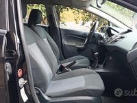 Usata Ford Fiesta 70 CV (51 kW) 2011 Nero Utilitaria