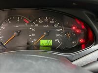 Usata Ford Focus 115 CV (84 kW) 2004 Grigio Station wagon