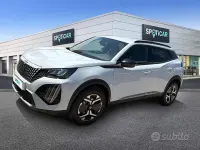 Usata Peugeot 2008 Allure 136 CV (100 kW) 2025 Bianco SUV