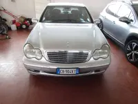 Usata Mercedes C200 Elegance 163 CV (119 kW) 2002 Argento Berlina