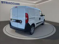 Usata Fiat Doblò Lounge 105 CV (77 kW) 2023 Bianco Monovolume