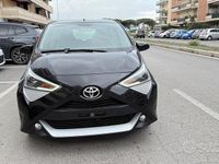 Usata Toyota Aygo Connect Style 72 CV (52 kW) 2020 Nero Utilitaria