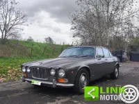 Usata Jaguar XJ6 245 CV (180 kW) 1972 Marrone Berlina