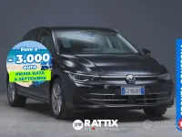 Usata VW Golf VIII Style 150 CV (110 kW) 2025 Grenadill black metallizzato Berlina