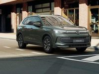 Usata VW Tiguan Edition 204 CV (150 kW) 2025 Velvet green metallizzato SUV