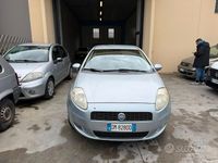 Usata Fiat Grande Punto Active 65 CV (47 kW) 2008 Grigio Utilitaria