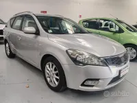 Usata Kia Ceed Sportswagon LX 90 CV (66 kW) 2011 Grigio Station wagon