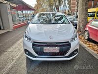 Usata Peugeot 208 GT-line 110 CV (80 kW) 2017 Bianco Utilitaria