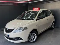 Usata Lancia Ypsilon Platinum 95 CV (69 kW) 2016 Beige Utilitaria