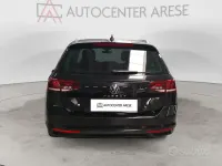 Usata VW Passat Business 150 CV (110 kW) 2022 Grigio Station wagon