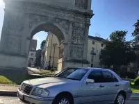 Usata Mercedes C220 Elegance 75 CV (55 kW) 1999 Berlina