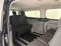 Usata Ford Tourneo Custom Titanium 150 CV (110 kW) 2024 Agate black Furgone