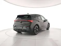 Begagnad Cupra Born e-Boost 69 kW (95 HK) 2023 Svart Halvkombi