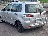 Usata Mazda 2 68 CV (50 kW) 2005 Grigio Utilitaria