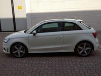Usata Audi A1 Ambition 122 CV (89 kW) 2011 Bianco Utilitaria