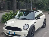 Usata Mini Cooper 120 CV (88 kW) 2009 Bianco Utilitaria