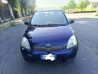 Usata Toyota Yaris 75 CV (55 kW) 2004 Blu/azzurro Utilitaria
