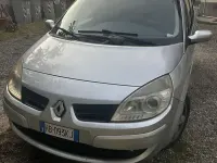 Usata Renault Scénic III 106 CV (77 kW) 2009 Monovolume