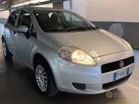 Usata Fiat Grande Punto 77 CV (56 kW) 2013 Grigio Utilitaria