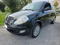 Usata Lancia Ypsilon 69 CV (50 kW) 2005 Grigio Utilitaria