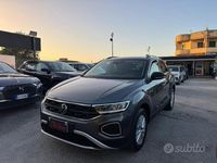 Usata VW T-Roc Style 110 CV (80 kW) 2022 Grigio SUV