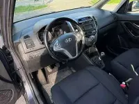 Usata Hyundai ix20 Comfort 90 CV (66 kW) 2017 Grigio Utilitaria