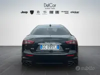 Begagnad Maserati Ghibli 430 HK (316 kW) 2020 Svart Sedan