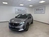 Usata Peugeot 3008 Allure 131 CV (96 kW) 2024 Grigio SUV