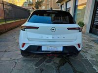 Usata Opel Mokka GS Line 101 CV (74 kW) 2023 Bianco SUV
