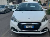 Usata Peugeot 208 Active 102 CV (75 kW) 2019 Bianco Utilitaria