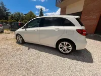 Usata Mercedes B180 Business 109 CV (80 kW) 2015 Bianco Utilitaria