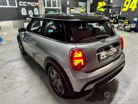 Usado Mini Cooper Business 136 HP (100 kW) 2023 Cinzento Citadino
