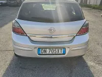 Usata Opel Astra Cosmo 101 CV (74 kW) 2008 Grigio Berlina