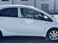Usata Peugeot iON Active 35 kW (48 CV) 2012 Bianco Utilitaria