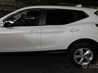 Usata Nissan Qashqai 140 CV (102 kW) 2019 Bianco SUV