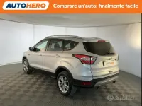 Usata Ford Kuga 120 CV (88 kW) 2018 Grigio SUV