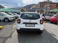 Usata Dacia Duster Essentiel 109 CV (80 kW) 2018 Bianco SUV