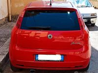 Usata Fiat Grande Punto 90 CV (66 kW) 2008 Rosso Utilitaria