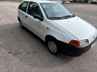 Usata Fiat Punto 80 CV (58 kW) 1999 Bianco Utilitaria