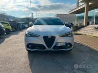 Usata Alfa Romeo Stelvio Sprint 190 CV (139 kW) 2022 Argento SUV