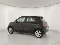 Usado Renault Twingo 30 kW (42 CV) 2023 Negro Utilitario