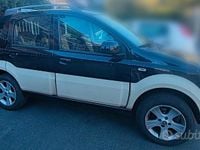Usata Fiat Panda 4x4 Cross 75 CV (55 kW) 2011 Nero Utilitaria