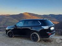 Usata Mitsubishi Outlander Instyle 150 CV (110 kW) 2014 Nero SUV