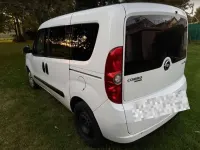 Usata Opel Combo 120 CV (88 kW) 2012 Bianco Monovolume