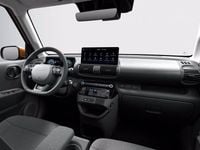 Nuova Hyundai Inster 84 kW (115 CV) 2025 Sienna orange Utilitaria