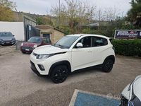 Usata Mahindra KUV100 87 CV (63 kW) 2023 Bianco SUV