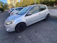 Usata Renault Clio III 75 CV (55 kW) 2010 Argento Berlina