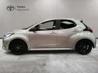 Usata Toyota Yaris Hybrid Lounge 116 CV (85 kW) 2022 Argento Berlina