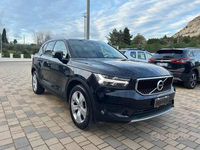 Usata Volvo XC40 Momentum 150 CV (110 kW) 2020 Nero SUV